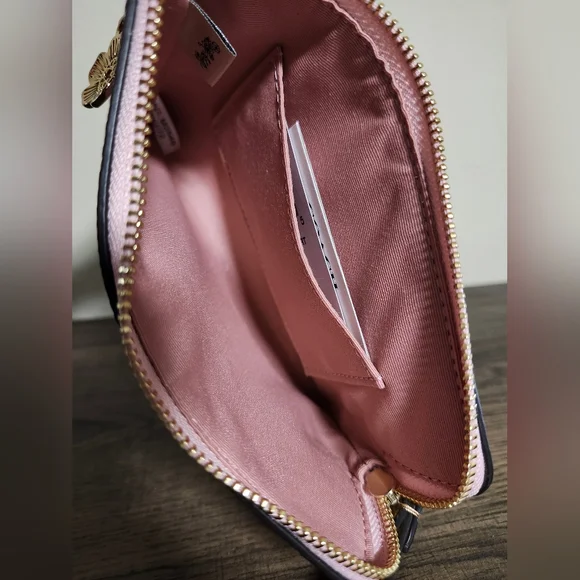 Coach Powder Pink Corner Zip Wristlet. Nwt - Picture 4 of 4